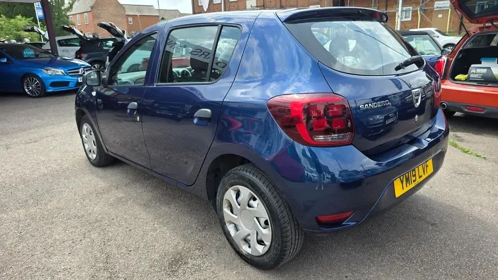 Used Dacia Sandero Essentiel 2019 Blue Hatchback