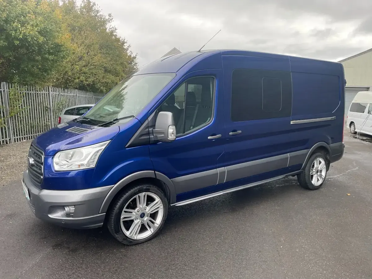 Used Ford Transit 130 HP (95 kW) 2017 Blue Van