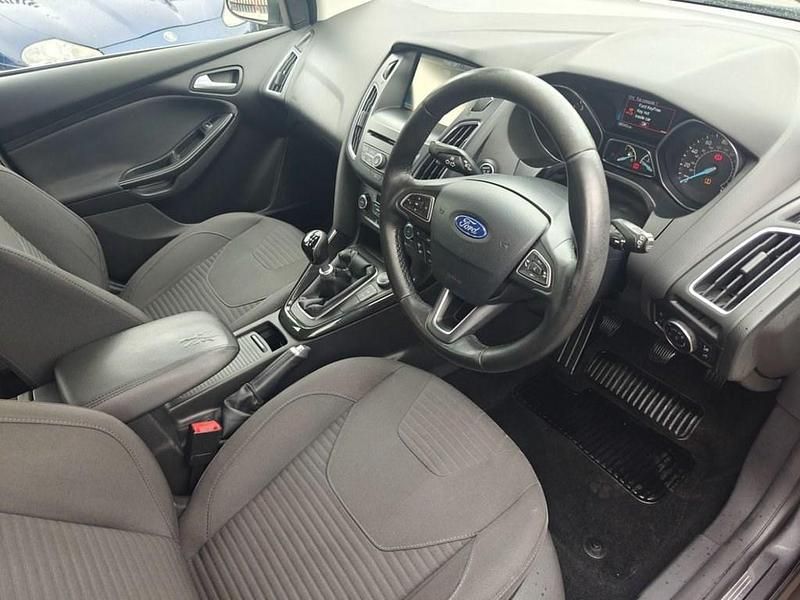 Used Ford Focus Titanium 2015 Grey Hatchback