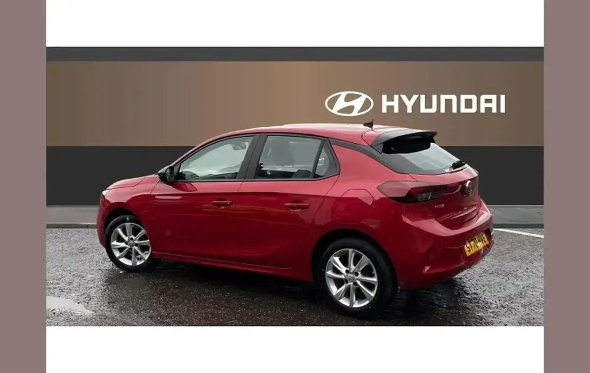 Używany Vauxhall Corsa 75 KM (55 kW) 2020 Czerwony Hatchback