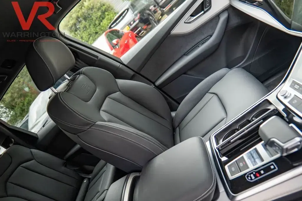New Audi Q7 S-Line 286 HP (210 kW) 2026 Grey SUV