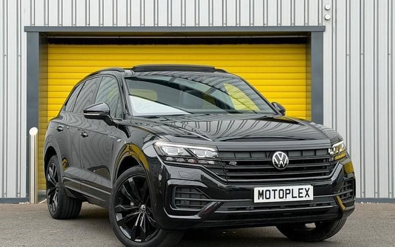 Used VW Touareg Black Edition 231 HP (169 kW) 2022 Black SUV