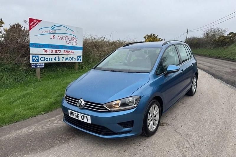 Used VW Golf VII SE 150 HP (110 kW) 2016