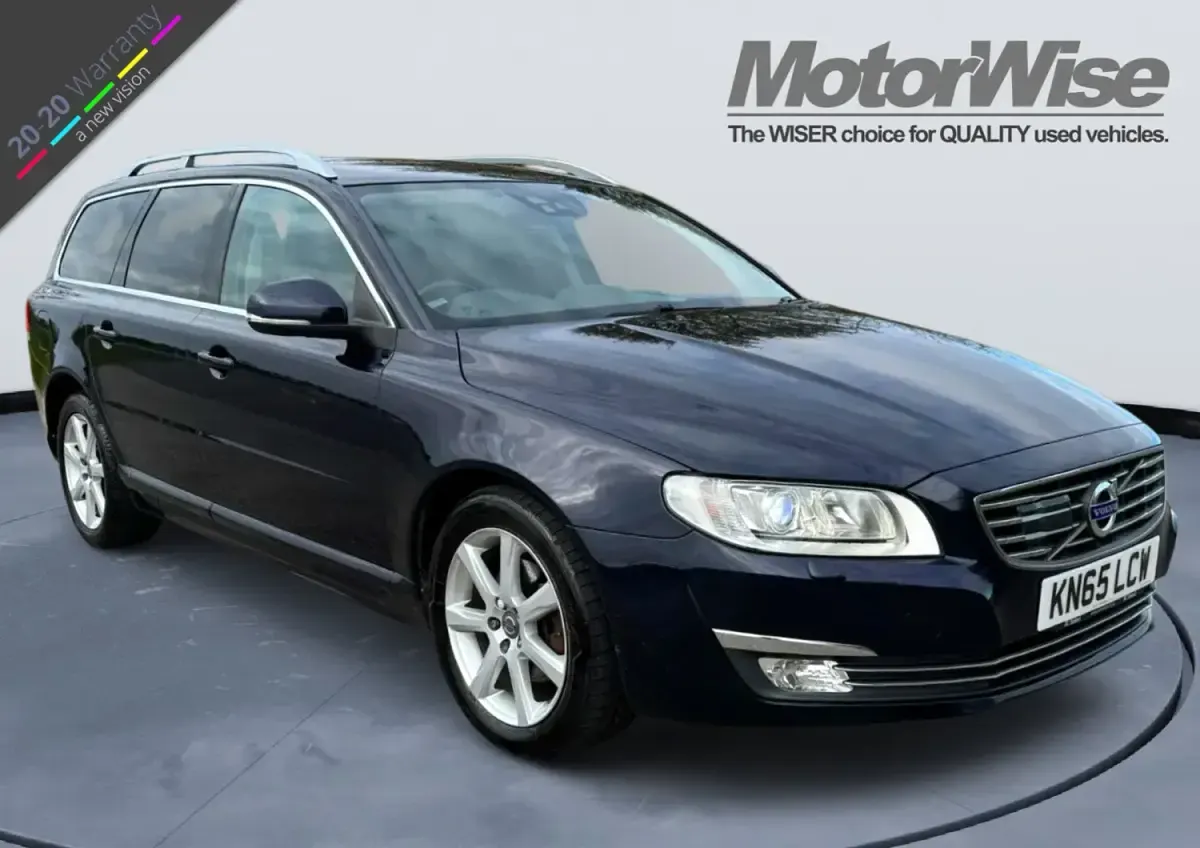 Second-hand Volvo V70 SE Lux 181 CP (133 kW) 2015 Albastru Break