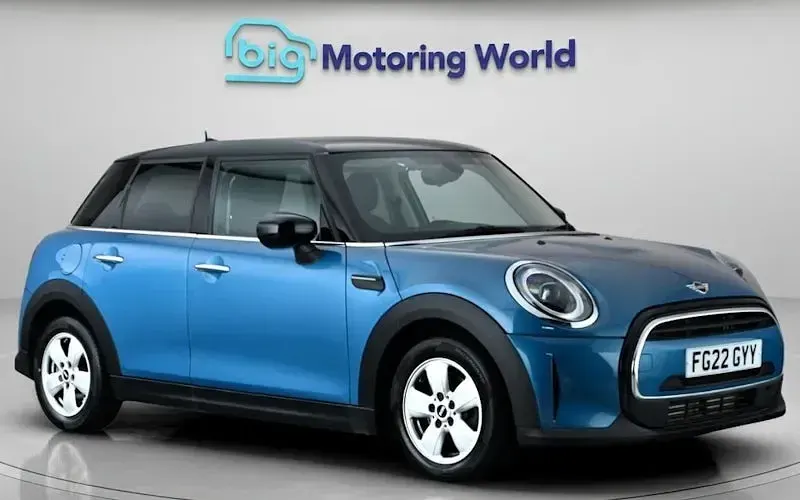 Used Mini Cooper Classic 136 HP (100 kW) 2022 Hatchback