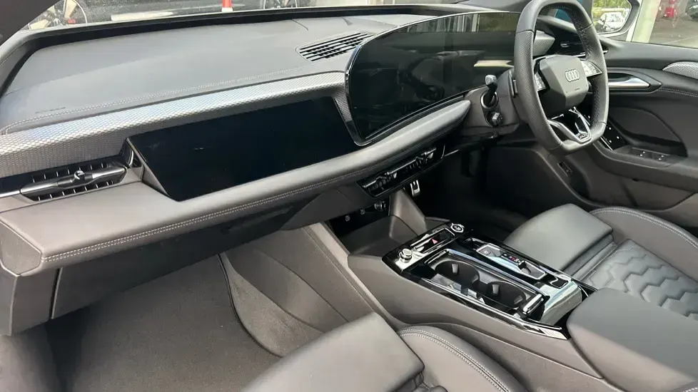 New Audi A6 e-tron S-Line 269 kW (367 HP) 2025 Blue Estate