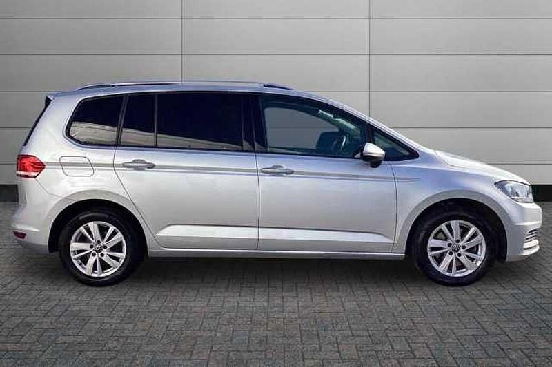 Used VW Touran Family 150 HP (110 kW) 2023 Reflex silver MPV