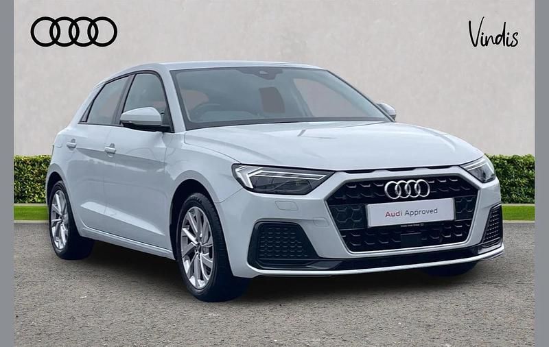 Used Audi A1 Sport 108 HP (79 kW) 2022 White Hatchback