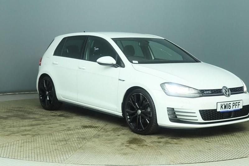 White Used 2016 VW Golf VII GTD Hatchback | £10,990 (Good price) - Image 1/1