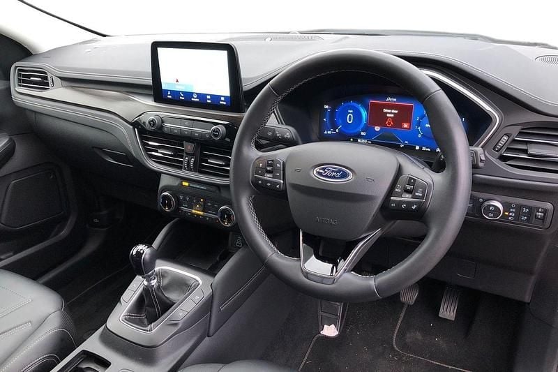 Used Ford Kuga Vignale 150 HP (110 kW) 2023 Grey SUV