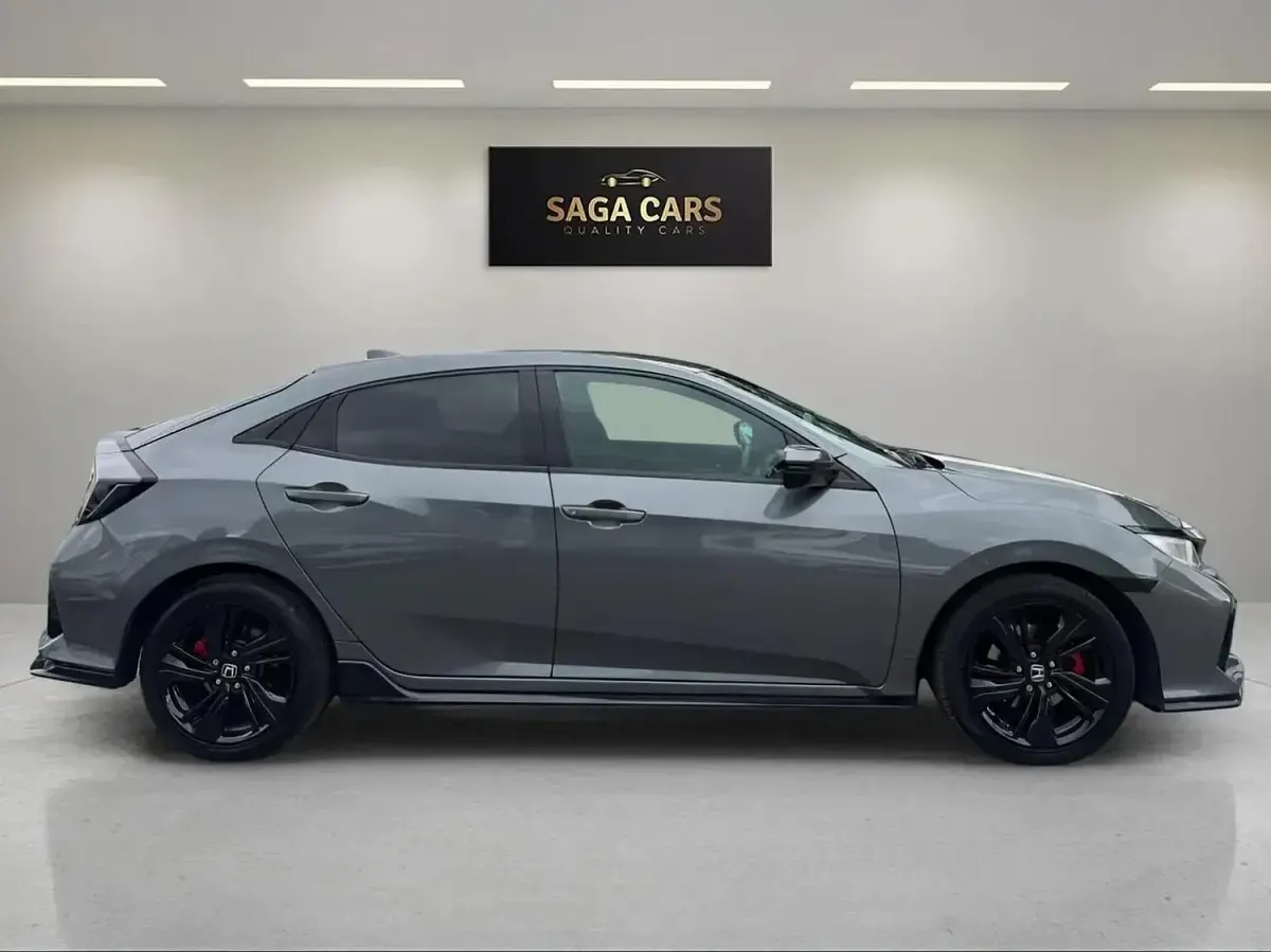 Used Honda Civic Sport 182 HP (133 kW) 2017 Grey Hatchback