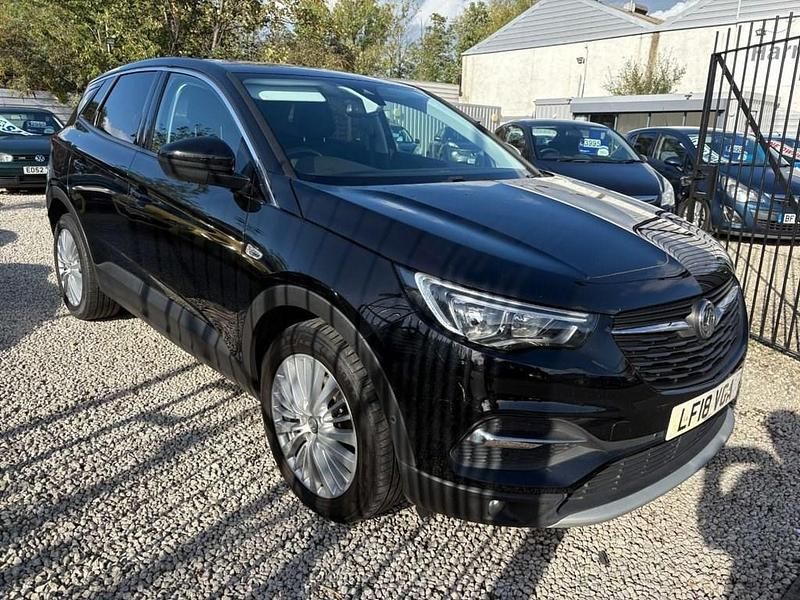 Black Used 2018 Vauxhall Grandland X Sport SUV | £10,000 (Fair price) - Image 1/4