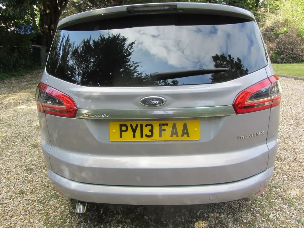 Usado Ford S-MAX Titanium X 2013 Prateado Monovolume
