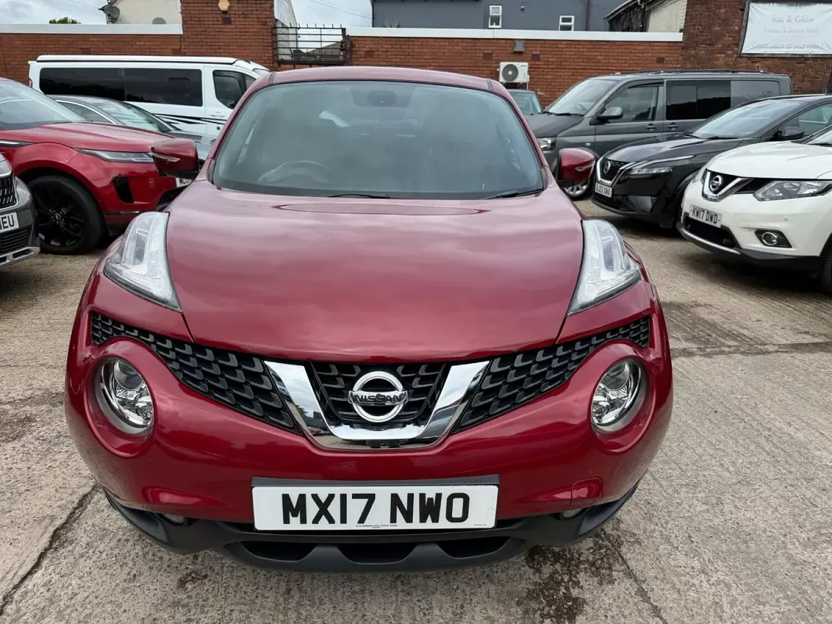 Used Nissan Juke Tekna 117 HP (86 kW) 2017 Red SUV