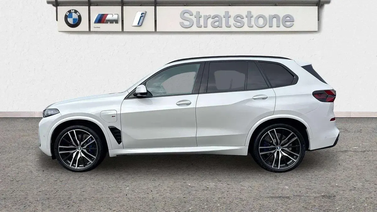 Used BMW X5 M Sport 482 HP (354 kW) 2026 White SUV