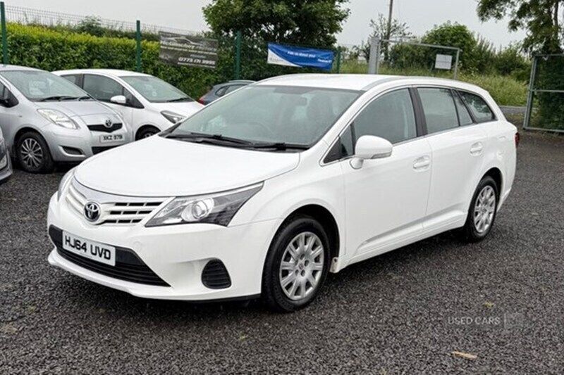 White Used 2014 Toyota Avensis Active Estate | £6,195 - Image 1/1