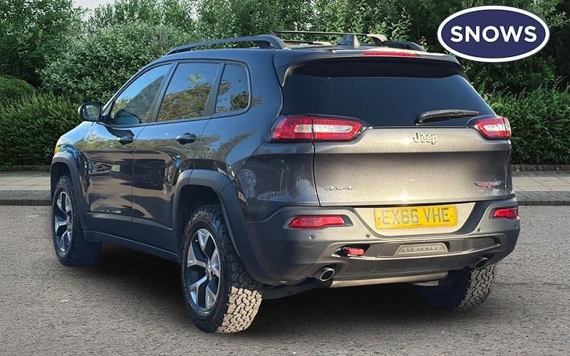 Used Jeep Cherokee Trailhawk 272 HP (200 kW) 2015 Grey SUV