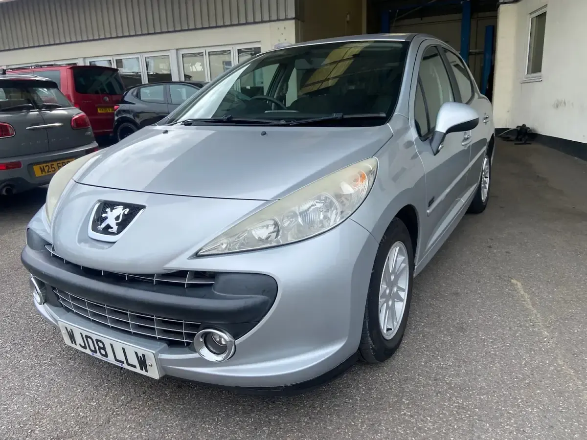 Used Peugeot 207 2008 Silver Hatchback