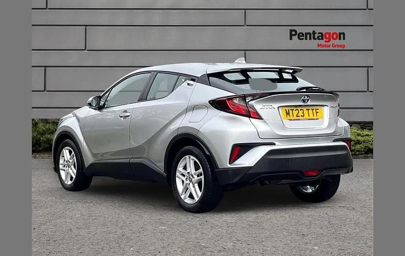 Used Toyota C-HR 120 HP (88 kW) 2023 Silver SUV