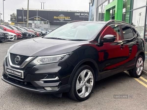 Black Used 2021 Nissan Qashqai N-Motion SUV | £13,490 (Good price) - Image 1/4