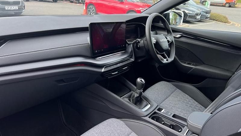 New Skoda Octavia SportLine 150 HP (110 kW) 2025 Race blue metallic