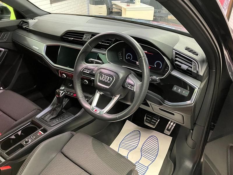 Used Audi Q3 S-Line 150 HP (110 kW) 2019 Grey SUV