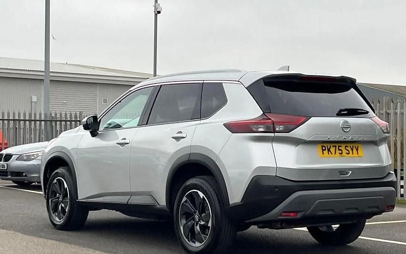 New Nissan X-Trail N-Connecta 163 HP (119 kW) 2025 Silver SUV
