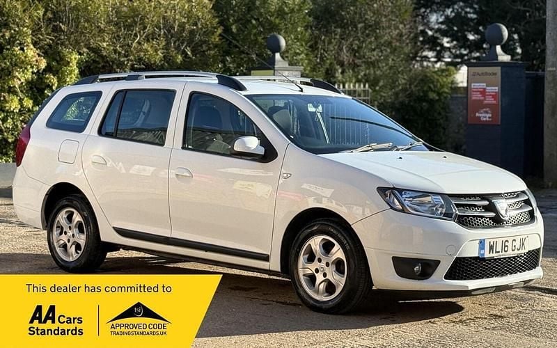 Used Dacia Logan MCV Lauréate 2016 White Estate