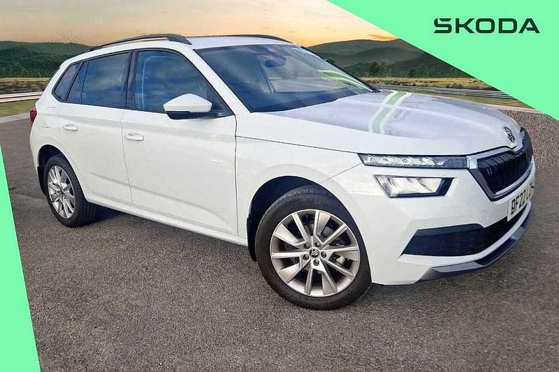 Moon white metallic Used 2022 Skoda Kamiq SE Drive SUV | £16,000 (Fair price) - Image 1/4