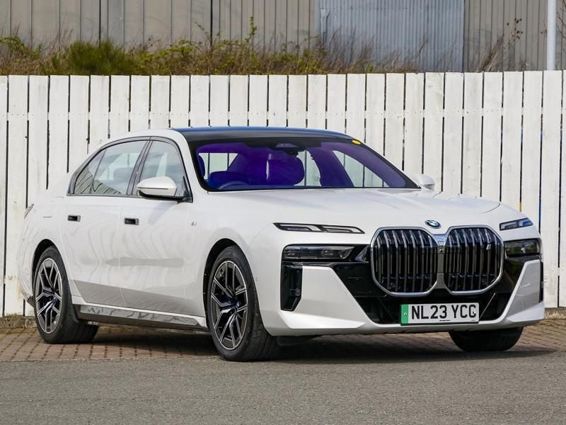 White Used 2023 BMW i7 M Sport Sedan | £67,998 (Good price) - Image 1/4