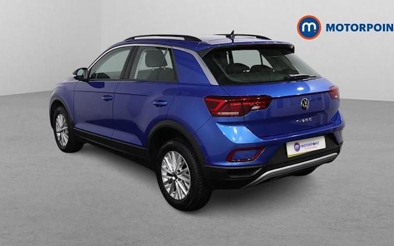 Used VW T-Roc Life 110 HP (80 kW) 2023 Blue SUV