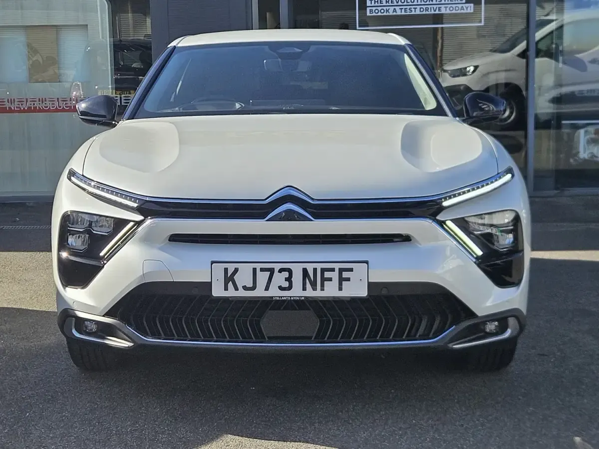 Begagnad Citroën C5 X PureTech 2024 Vit Kombi