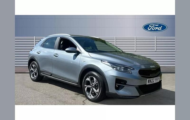 Silver Used 2022 Kia XCeed 2 SUV | £13,247 (Fair price) - Image 1/4