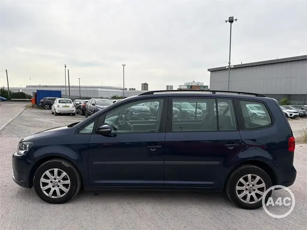 Used VW Touran S 105 HP (77 kW) 2012 Blue MPV