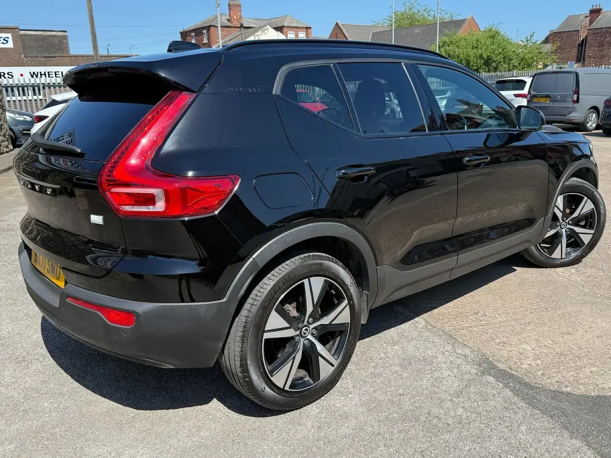 Used Volvo XC40 R-Design 2021 Black SUV