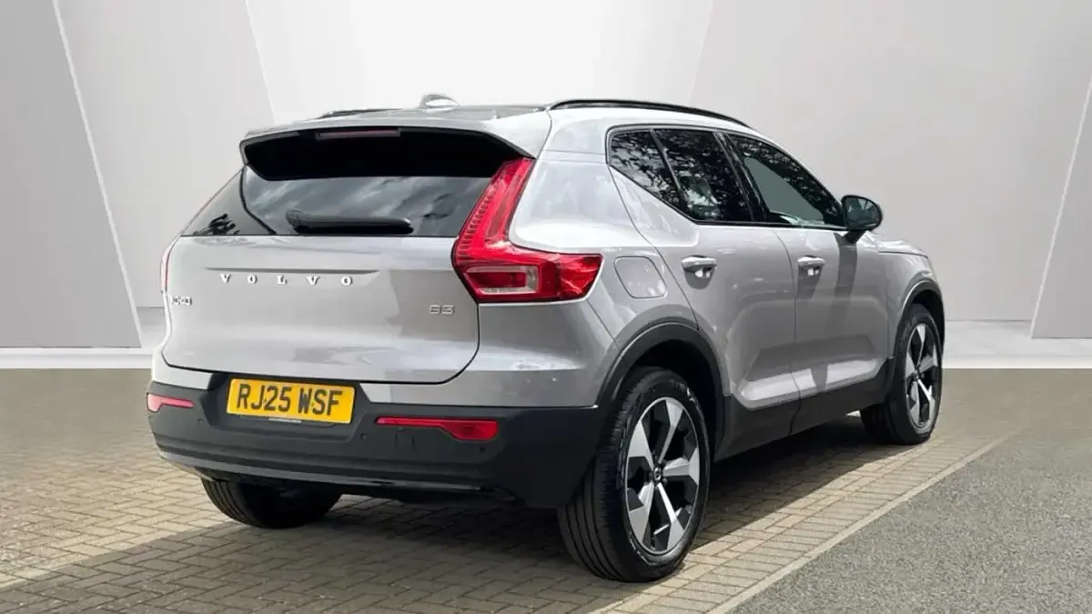 Used Volvo XC40 Plus 161 HP (118 kW) 2026 SUV