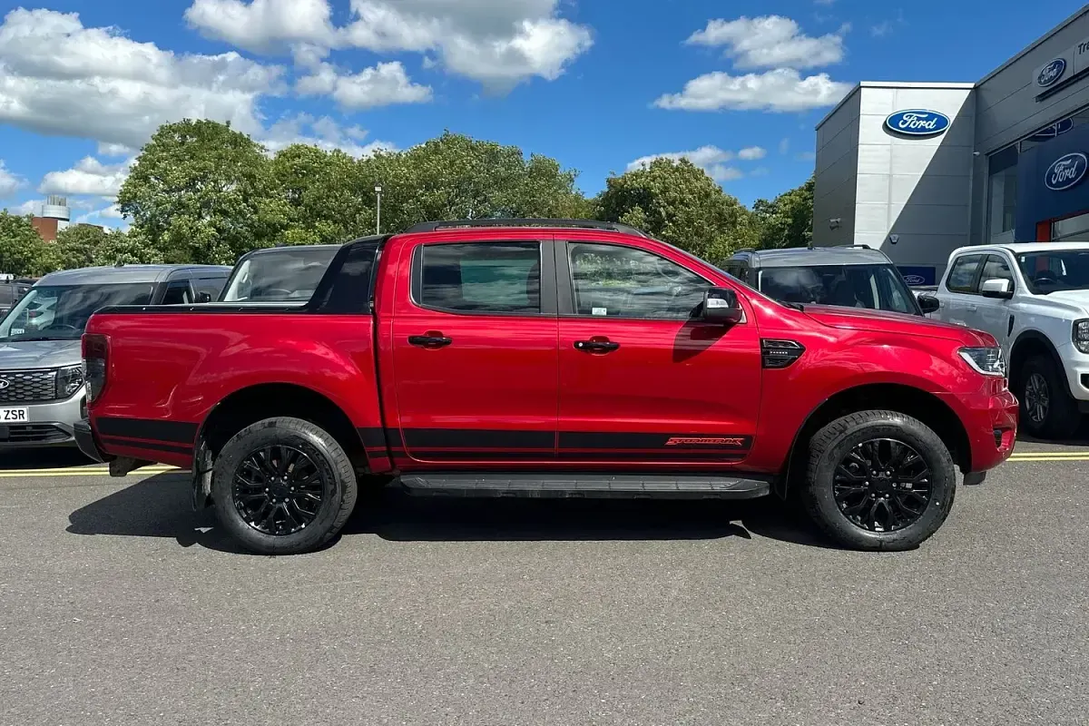 Used Ford Ranger Wildtrack 213 HP (156 kW) 2022 Red Pickup