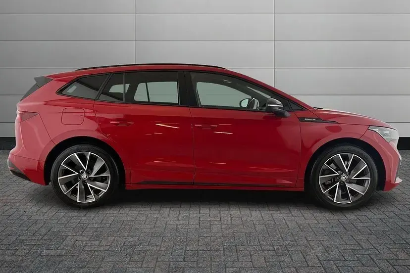 Used Skoda Enyaq iV SportLine 194 kW (265 HP) 2022 Red SUV