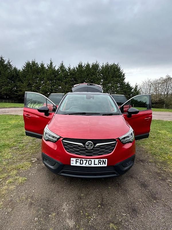 Used Vauxhall Crossland X S 83 HP (61 kW) 2020 Red SUV
