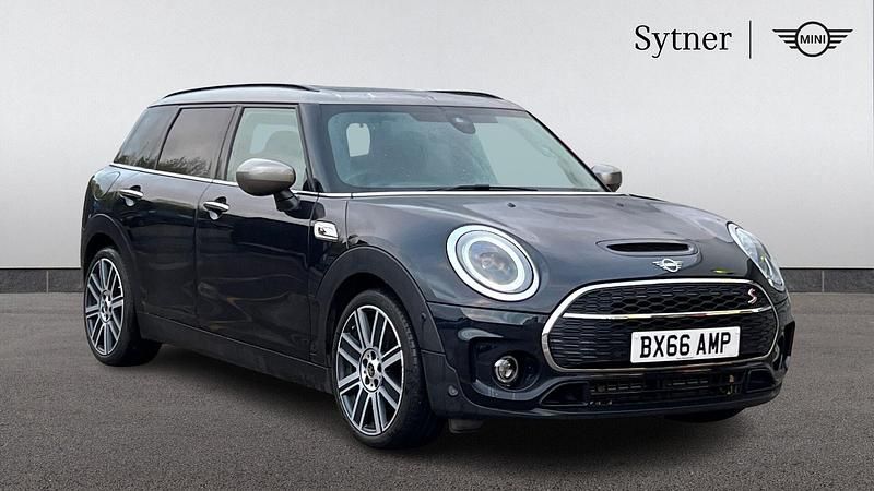 Black Used 2022 Mini Cooper S Clubman Exclusive Estate | £24,750 (Fair price) - Image 1/4