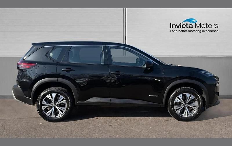 Used Nissan X-Trail Acenta Premium 204 HP (150 kW) 2024 Diamond black SUV