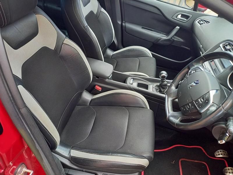 Used Citroën DS4 115 HP (84 kW) 2013 Red Hatchback