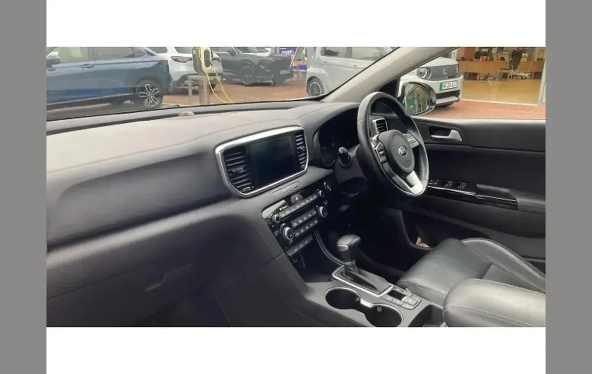 Used Kia Sportage 134 HP (98 kW) 2020 White SUV