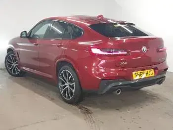 Begagnad BMW X4 M Sport 190 HK (139 kW) 2019 Röd SUV