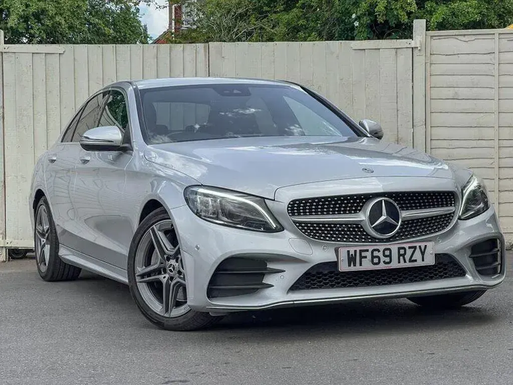Used Mercedes C300 AMG line 242 HP (177 kW) 2019 Silver Sedan