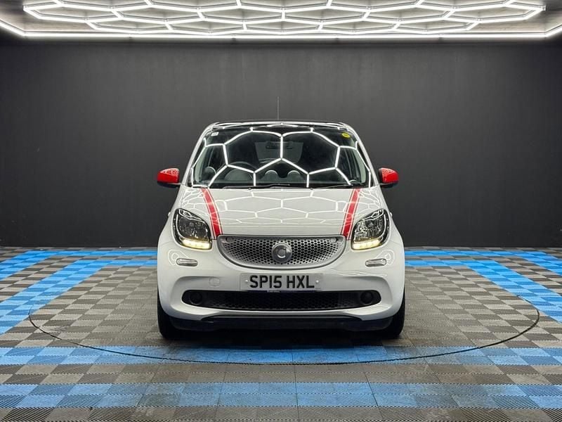 Used Smart ForFour Prime 2015 White Hatchback