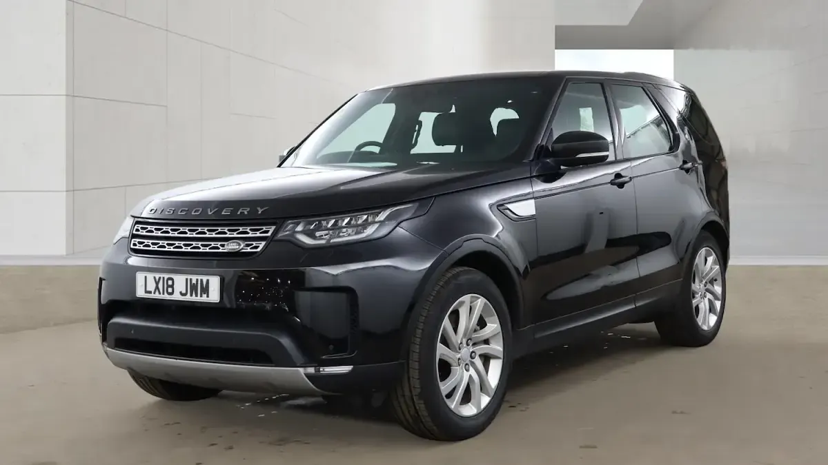 Used Land Rover Discovery 5 HSE 2018 Black SUV
