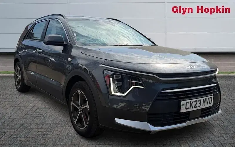 Usado Kia Niro 141 HP (103 kW) 2023 SUV