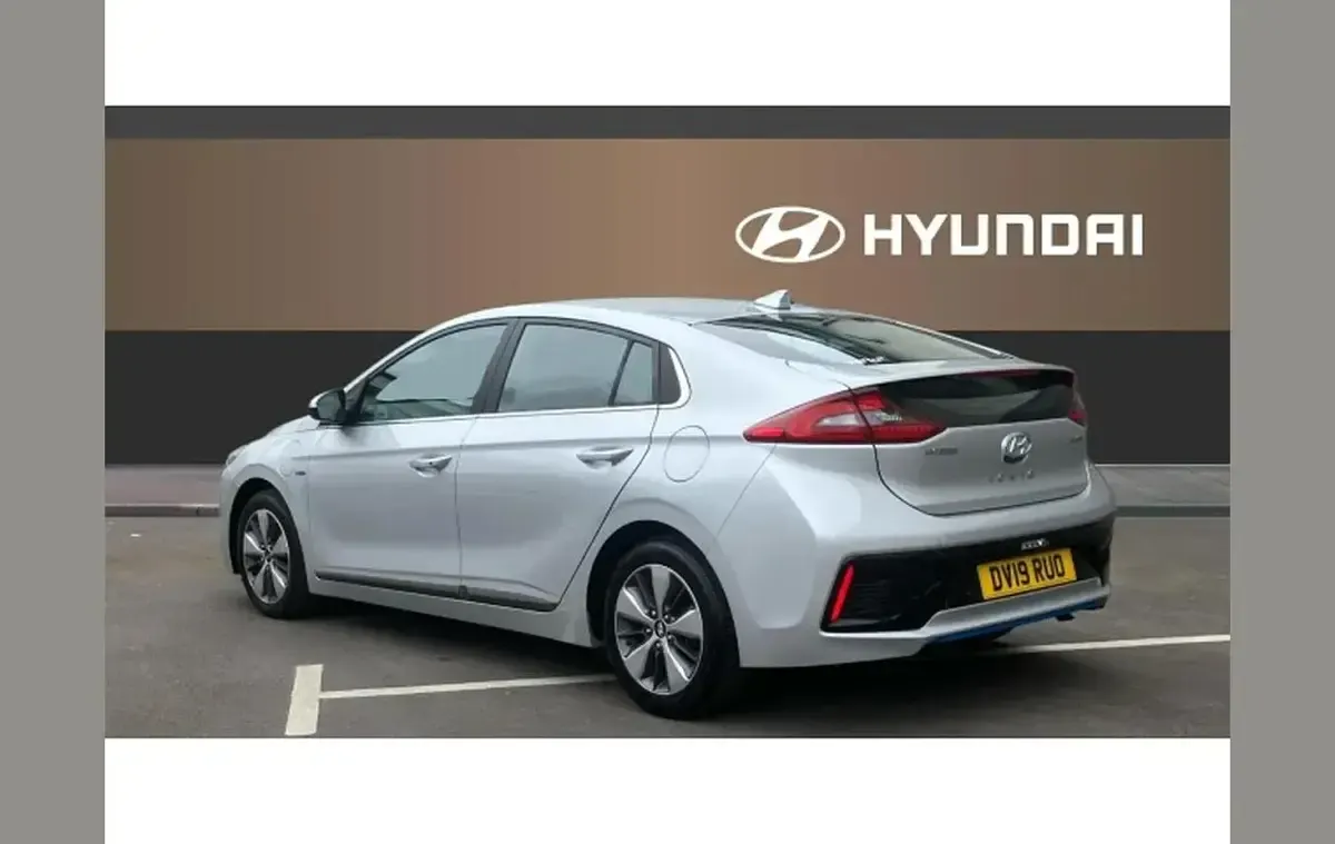Used Hyundai Ioniq Premium 141 HP (103 kW) 2019 Silver Hatchback