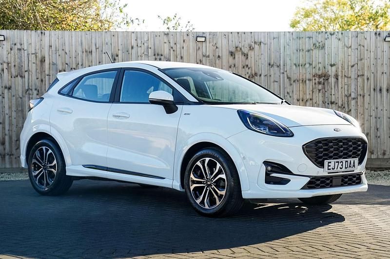 White Used 2023 Ford Puma Gen-E ST-Line Hatchback | £16,495 (Fair price) - Image 1/4